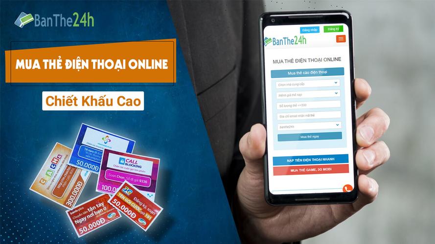 Trao Huy hiệu Đảng cho đảng viên cao tuổi và thăm, tặng quà người có công tiêu biểu